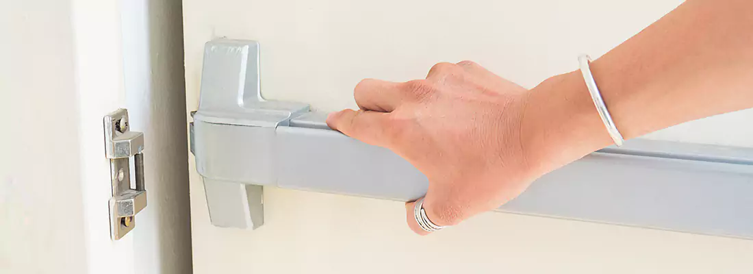 Fast and Affordable Door Panic Bar Installation in Bloomingdale, FL