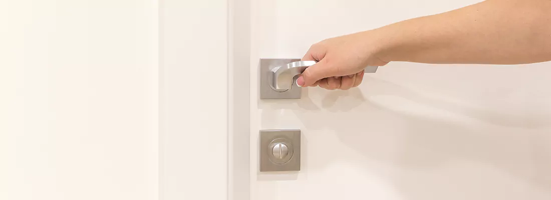 Wireless Push to Lock Door Options in Bloomingdale, FL